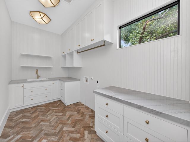 5 Scott Crescent, Austin, TX 78703