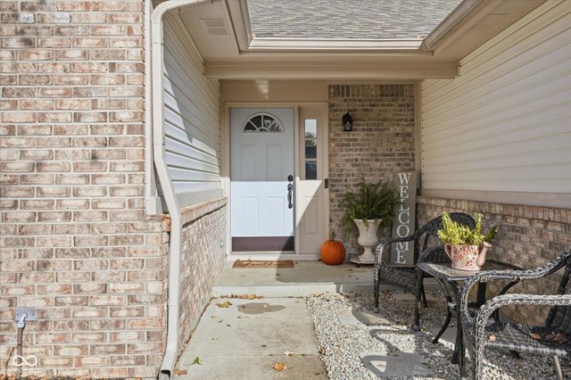 8546 Cressmoor Court, Indianapolis, IN 46234