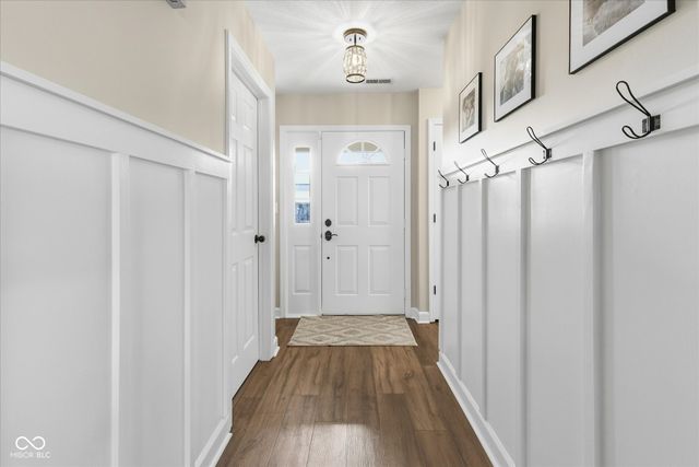 8546 Cressmoor Court, Indianapolis, IN 46234