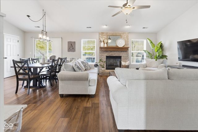 8546 Cressmoor Court, Indianapolis, IN 46234