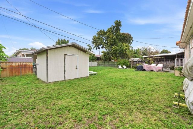 1930 SW 82nd Ave, Miami, FL 33155