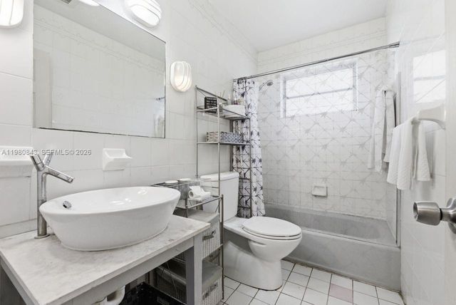 1930 SW 82nd Ave, Miami, FL 33155