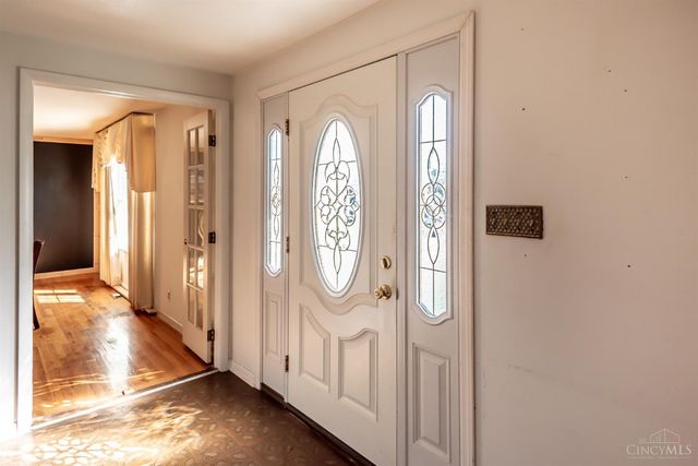 625 Sharon Drive, Fairborn, OH 45324