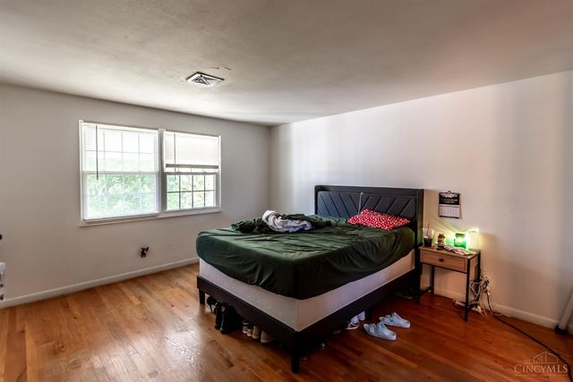 625 Sharon Drive, Fairborn, OH 45324