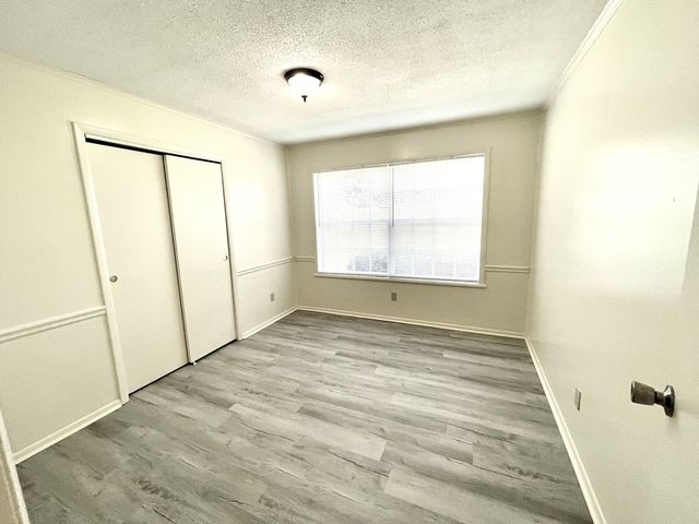 2303 Debbie Drive, Dothan, AL 36303