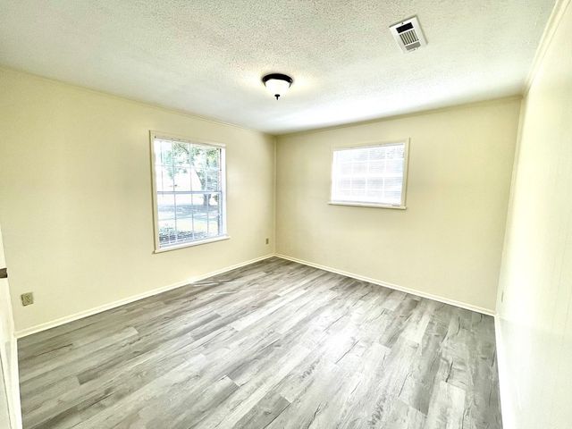 2303 Debbie Drive, Dothan, AL 36303