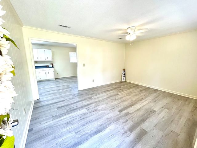 2303 Debbie Drive, Dothan, AL 36303