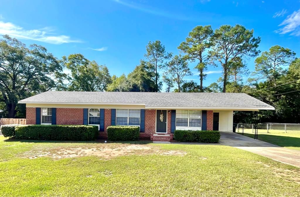 2303 Debbie Drive, Dothan, AL 36303