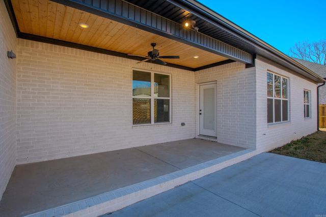 2243 E Maryland Ave, Sherwood, AR 72120