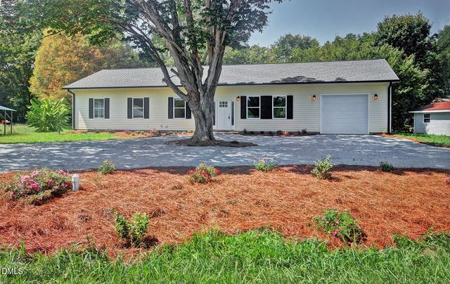 132 N State Street, Haw River, NC 27258