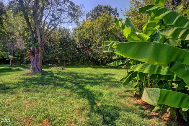 132 N State Street, Haw River, NC 27258