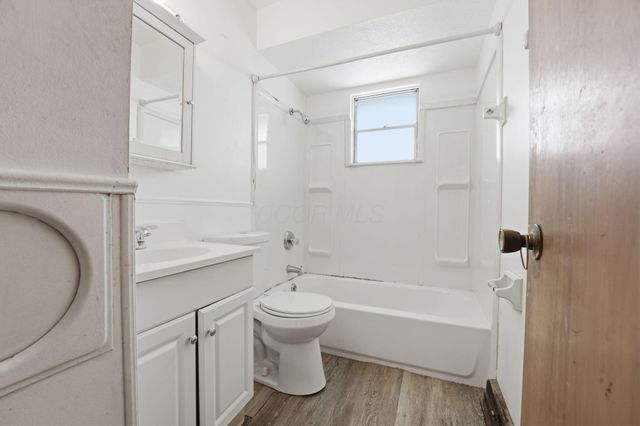 1175-1177 Mccarley Drive S, Columbus, OH 43228