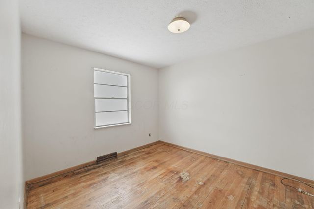 1175-1177 Mccarley Drive S, Columbus, OH 43228