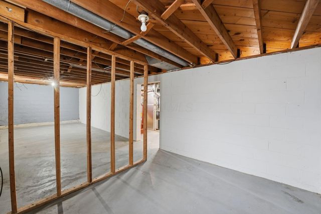 1175-1177 Mccarley Drive S, Columbus, OH 43228