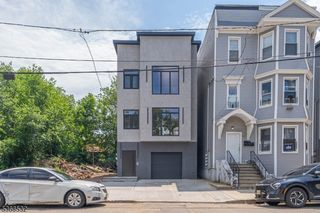 372 21st St, Irvington Twp., NJ 07111