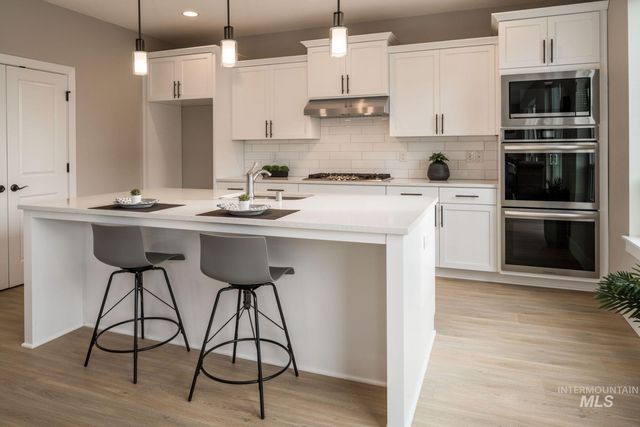 6100 N Arctic Fox, Meridian, ID 83646