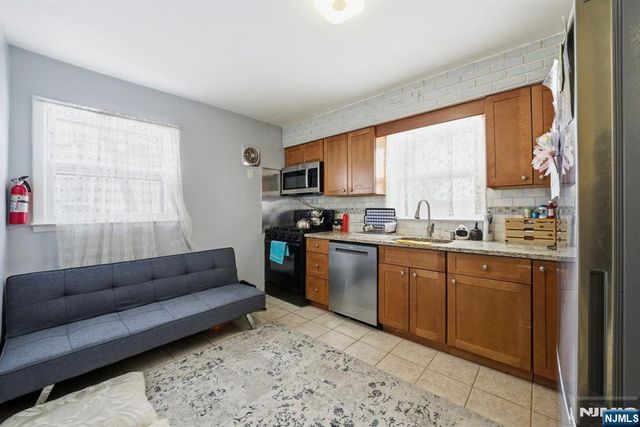 122 Cedar Street, Garfield, NJ 07026