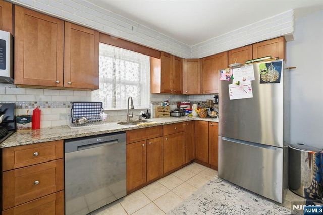 122 Cedar Street, Garfield, NJ 07026