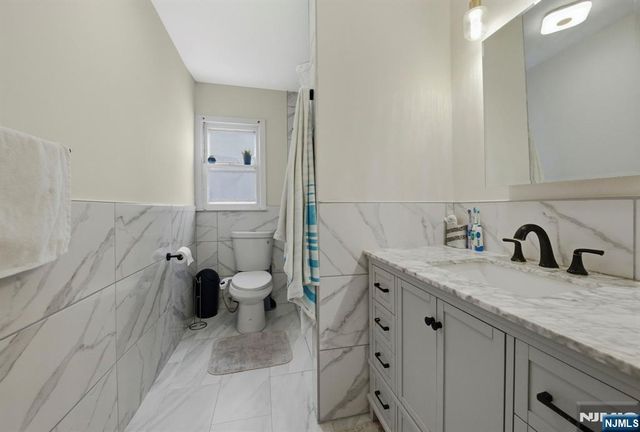 122 Cedar Street, Garfield, NJ 07026