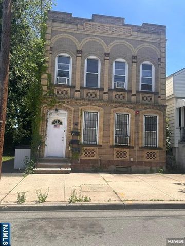 46 Farnham Avenue 2, Garfield, NJ 07026