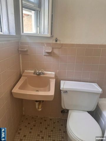 46 Farnham Avenue 2, Garfield, NJ 07026