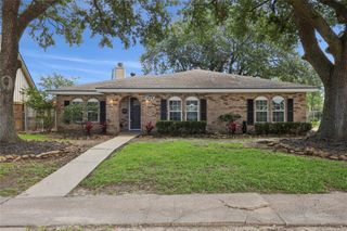 1008 N 30th Street, Nederland, TX 77627