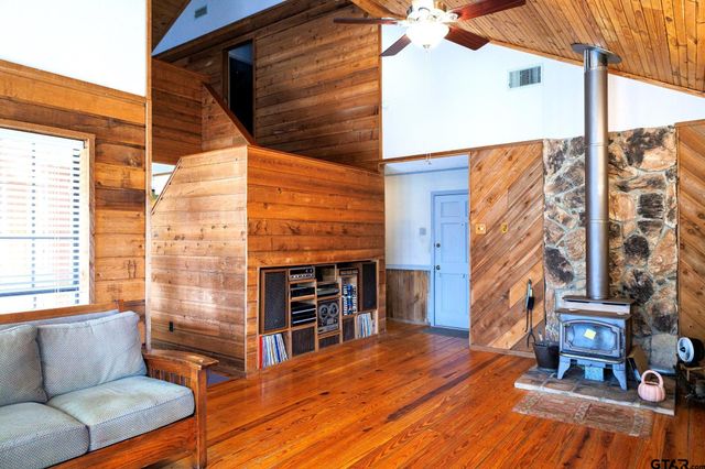 15398 County Road 26, Tyler, TX 75707