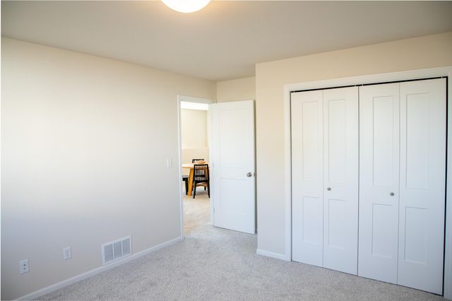 6794 Meadow View Drive S, Fargo, ND 58104