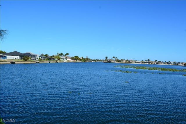 513 SW 13th ST, Cape Coral, FL 33991