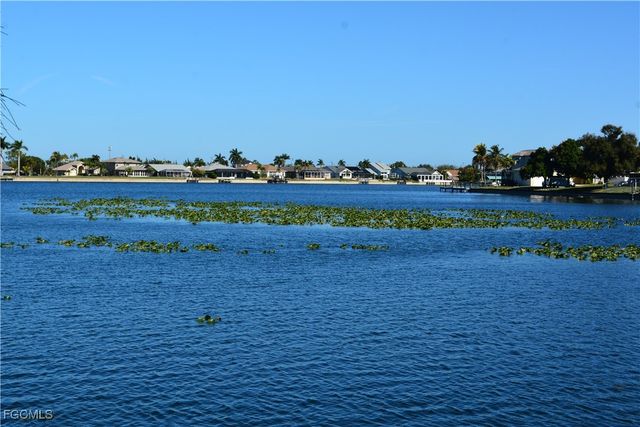 513 SW 13th ST, Cape Coral, FL 33991