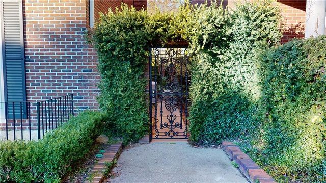 3972 Wimbledon Park, Mobile, AL 36608