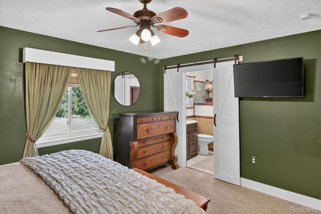 6645 Dunn Road, Oceola Township, MI 48855