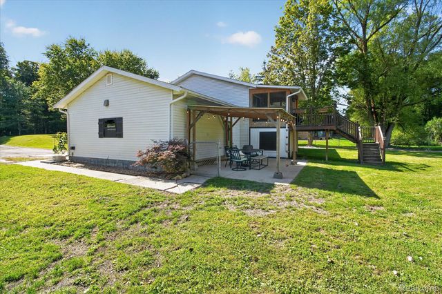 6645 Dunn Road, Oceola Township, MI 48855