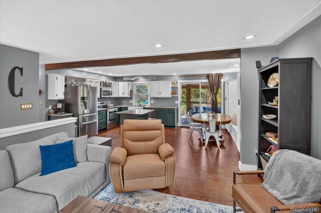 6645 Dunn Road, Oceola Township, MI 48855
