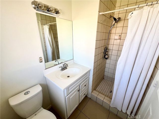 2111 E Avenue Q1, Palmdale, CA 93550