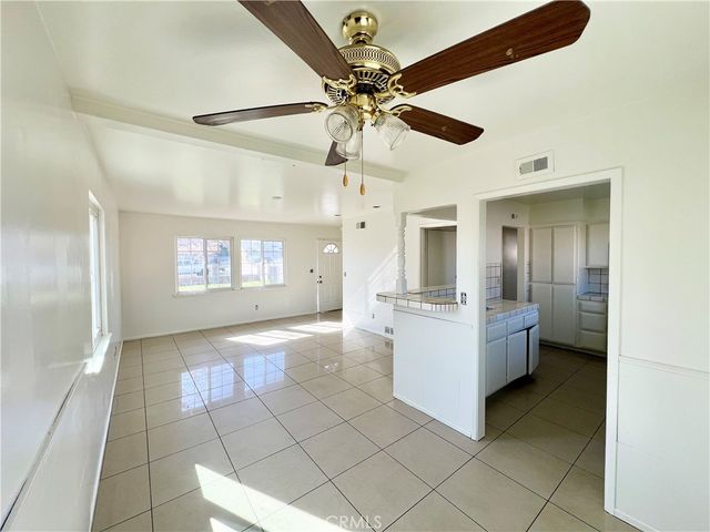 2111 E Avenue Q1, Palmdale, CA 93550