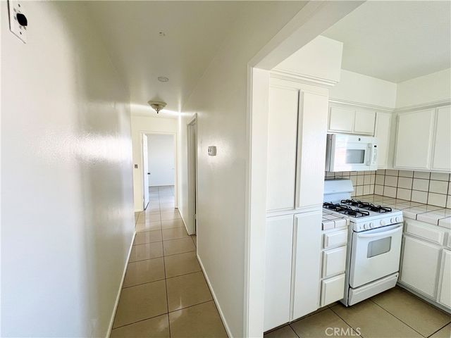 2111 E Avenue Q1, Palmdale, CA 93550