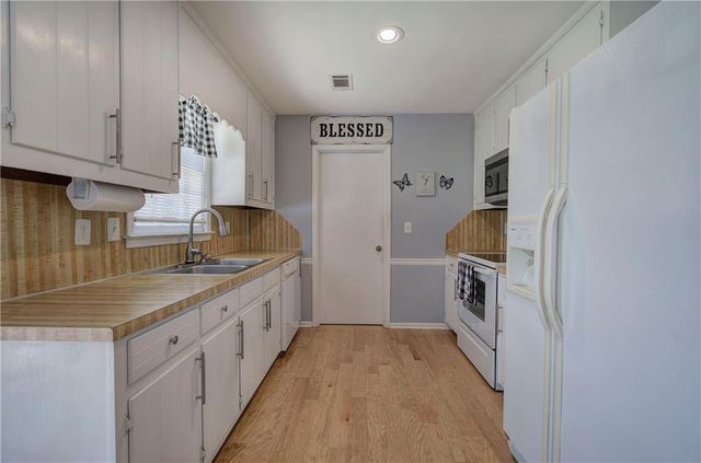 105 Whisper Way, Dacula, GA 30019