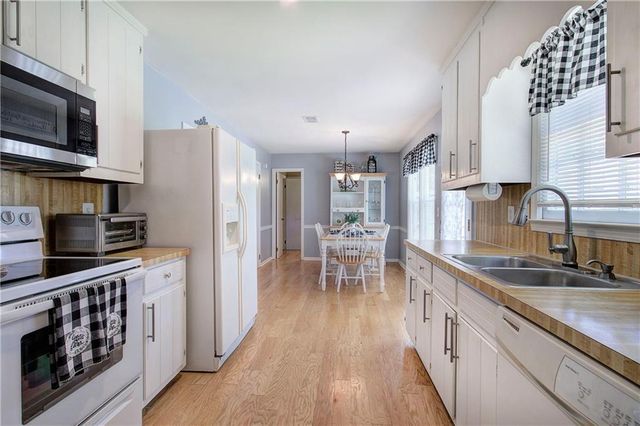 105 Whisper Way, Dacula, GA 30019