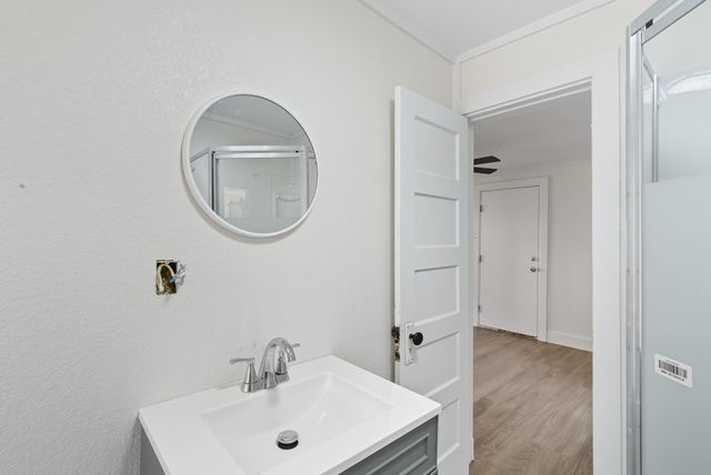 425 S Belknap Street, Stephenville, TX 76401