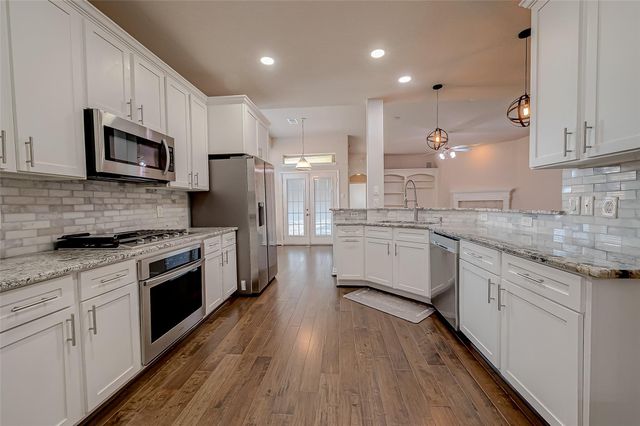 3827 Garden Way, Missouri City, TX 77459