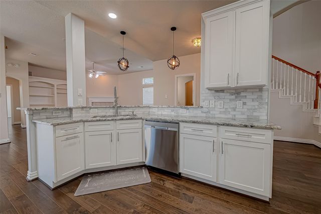 3827 Garden Way, Missouri City, TX 77459