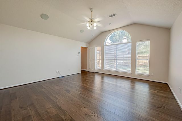 3827 Garden Way, Missouri City, TX 77459