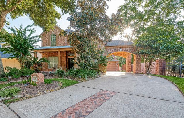 3827 Garden Way, Missouri City, TX 77459