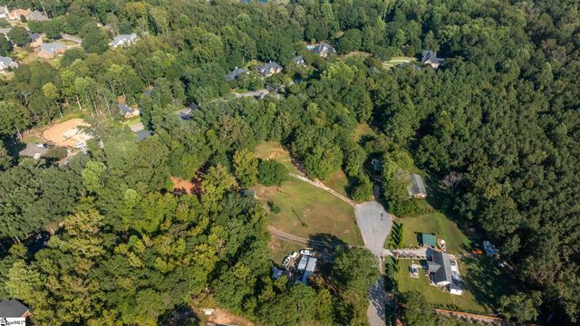 39 Windy Lane, Simpsonville, SC 29681