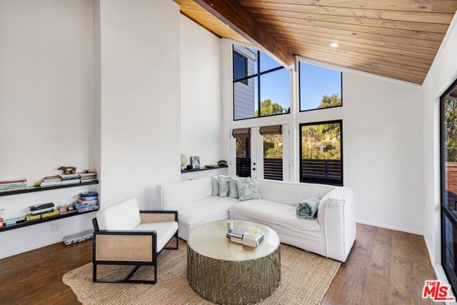29127 Triunfo Drive, Agoura Hills, CA 91301