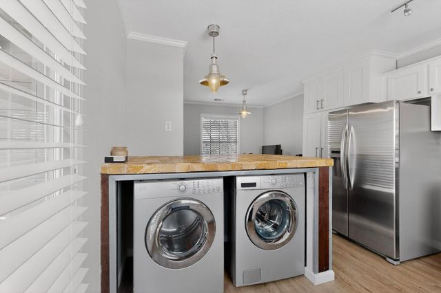 5335 Bent Tree Forest Drive 237, Dallas, TX 75248