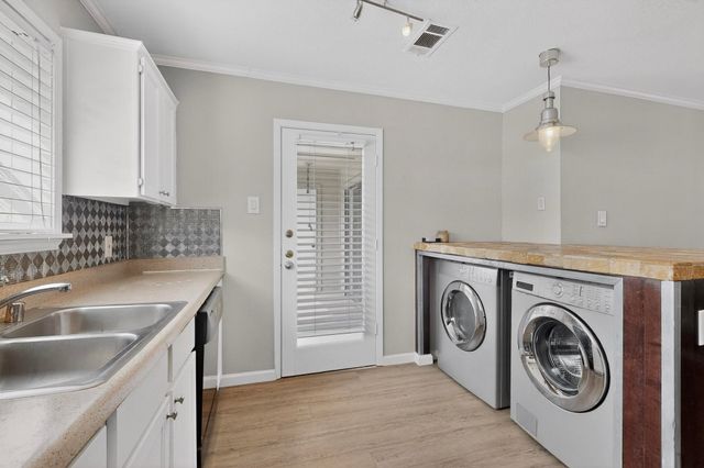 5335 Bent Tree Forest Drive 237, Dallas, TX 75248