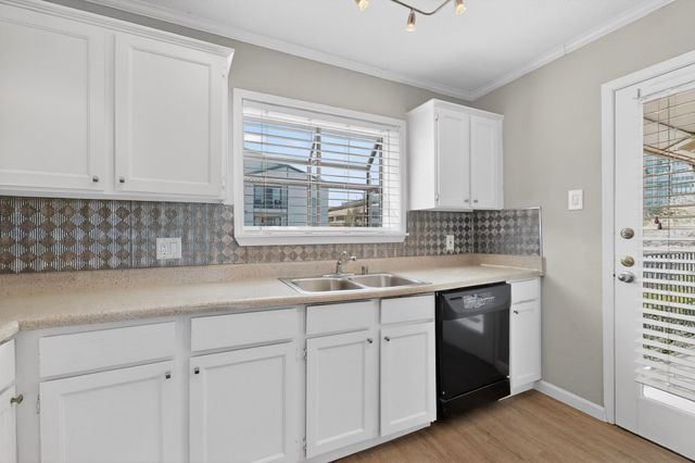 5335 Bent Tree Forest Drive 237, Dallas, TX 75248