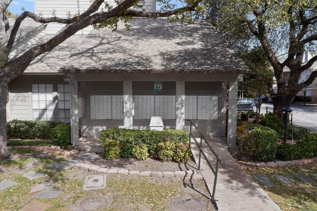 5335 Bent Tree Forest Drive 237, Dallas, TX 75248